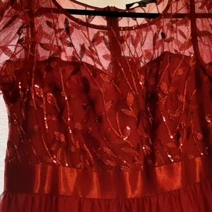 Plus size 18 embroidered sequin evening dress